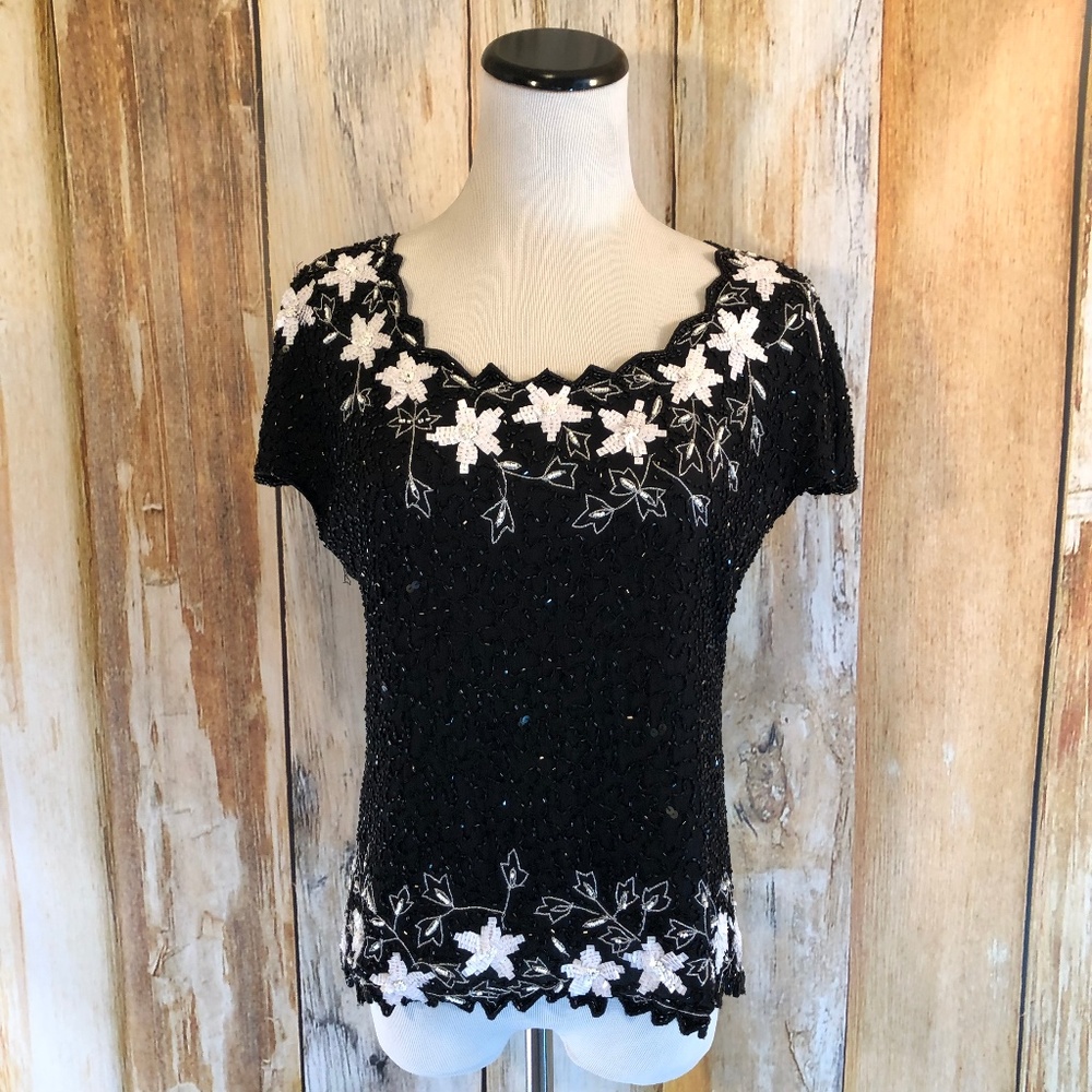 Vtg Mark & John by Gopal Black & White Beaded Top Flowers Sequins SS sz L EUC!